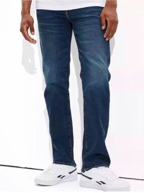 American Eagle Outfitters Original Boot Cut Jeans Dark Wash. FLAW. Men’s 33x32